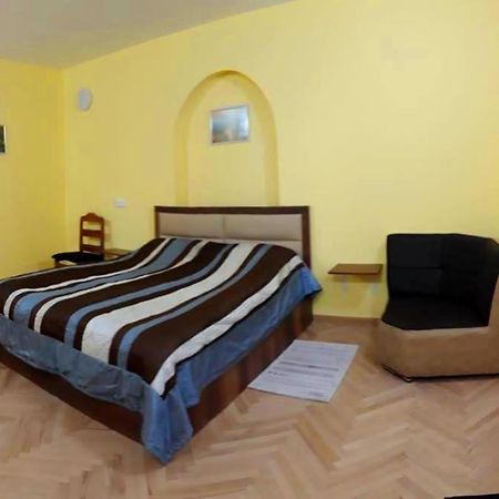 Room 1 Tbilisi Exterior foto